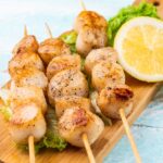 Brochetas de vieiras