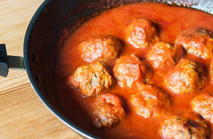 como hacer albondigas en salsa