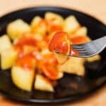 como hacer patatas bravas españolas