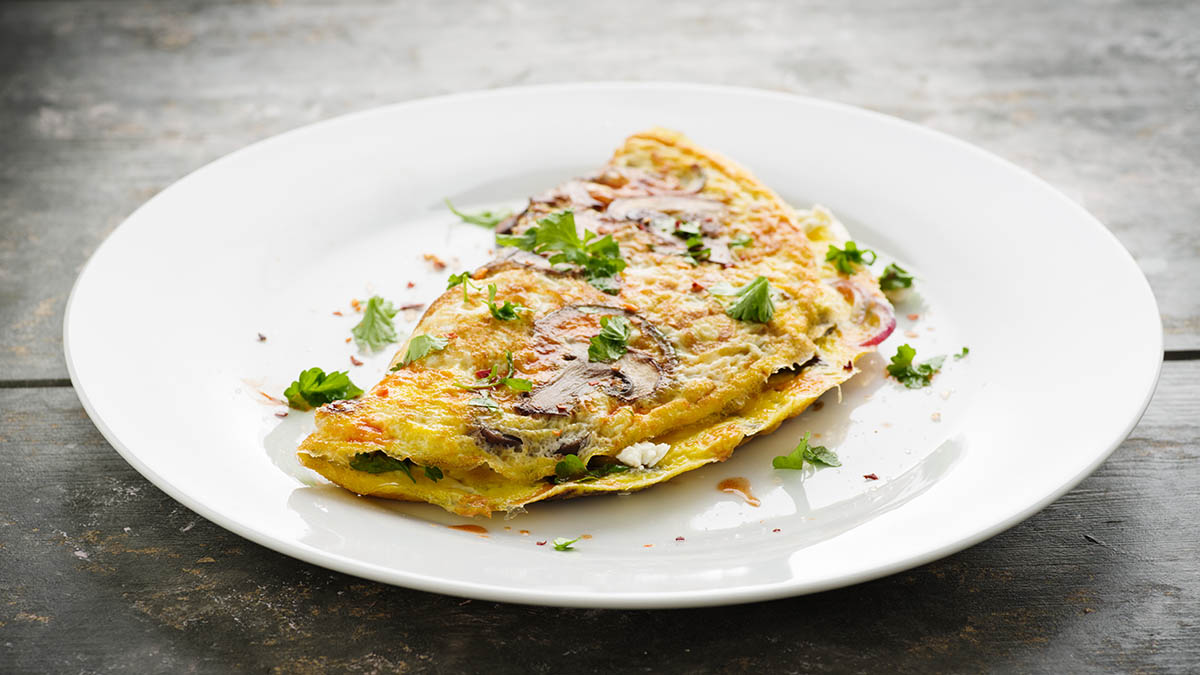 omelette con setas y queso feta