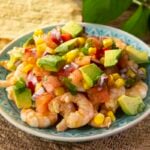 Pico de gallo con camarones