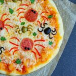 Pizza de arañas para Halloween