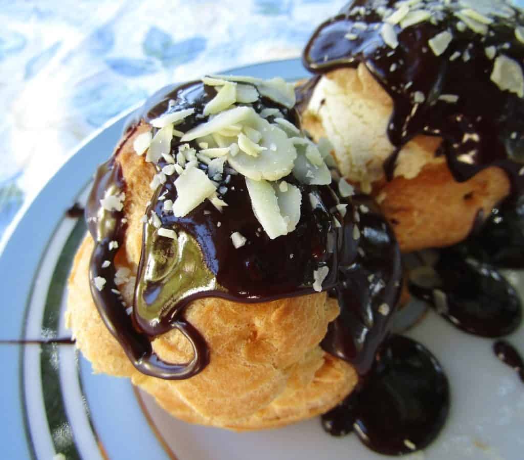 profiteroles