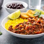 Ropa vieja hondureña