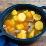 olla con sancocho colombiano casero