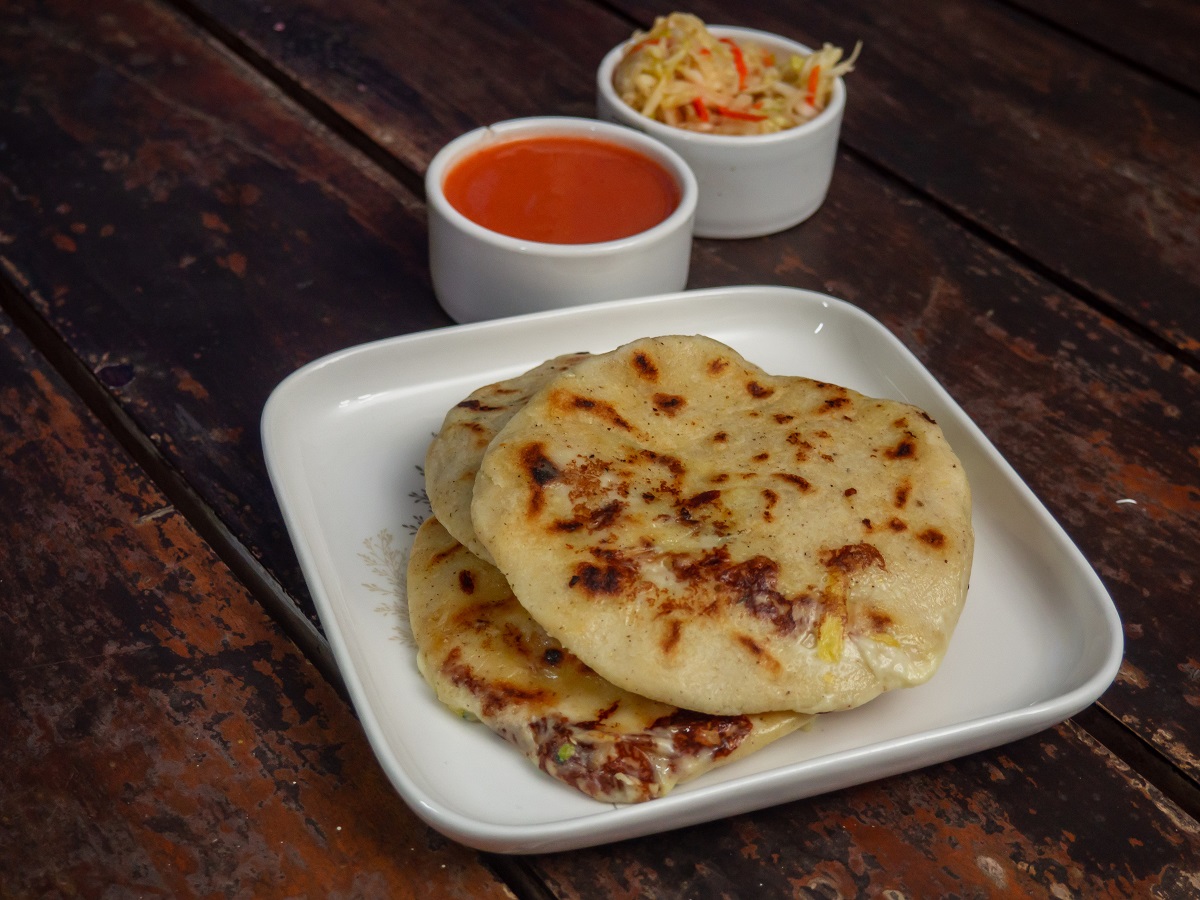 pupusas de frijoles