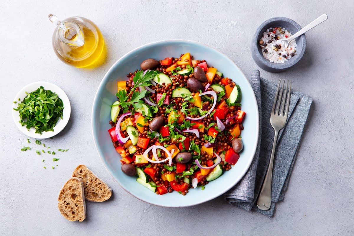 ensalada griega de lentejas