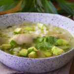 sopa de puchero de pollo